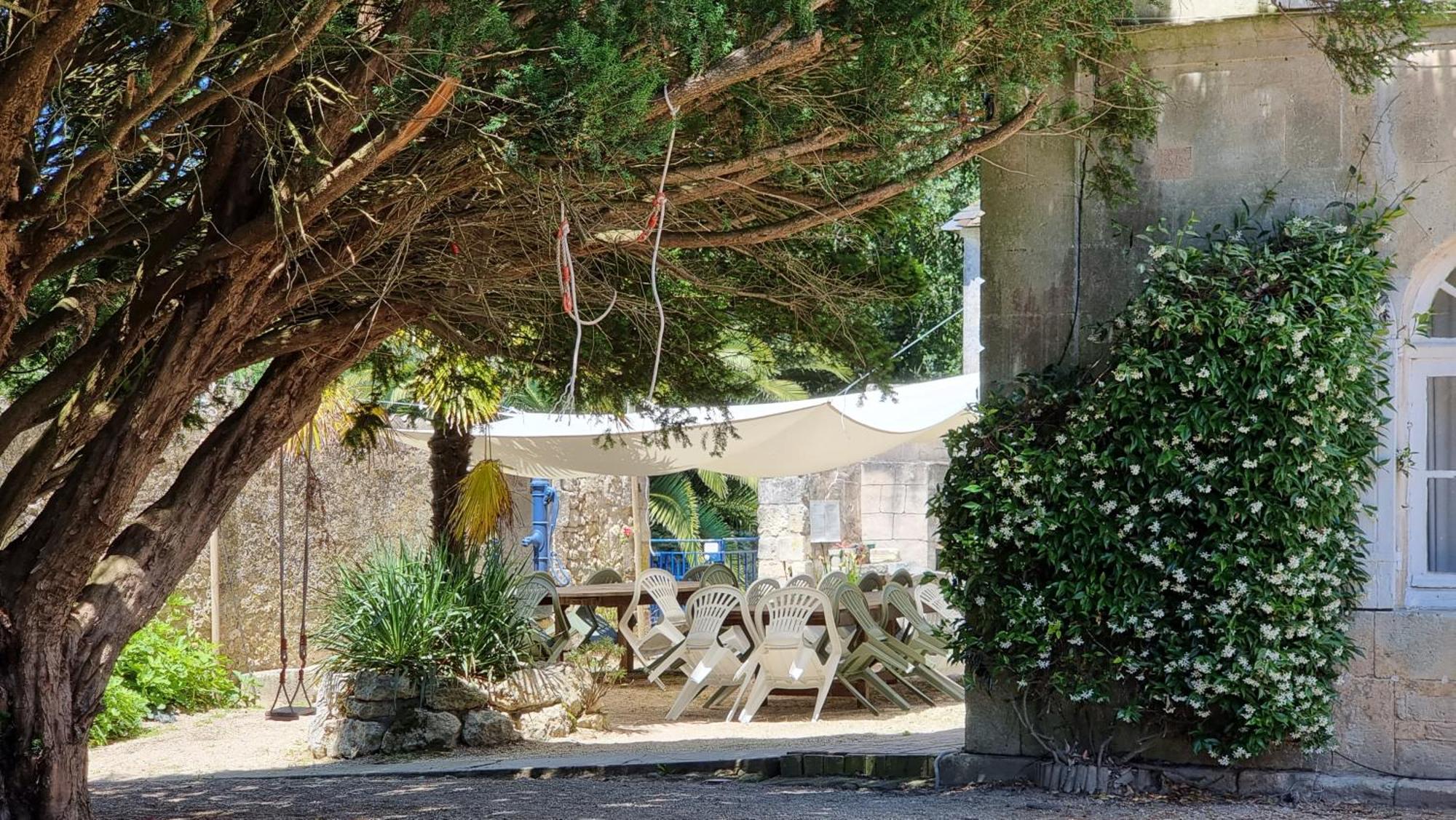 Villa Domaine De Rochebonne Saint-Just-Luzac Exterior foto