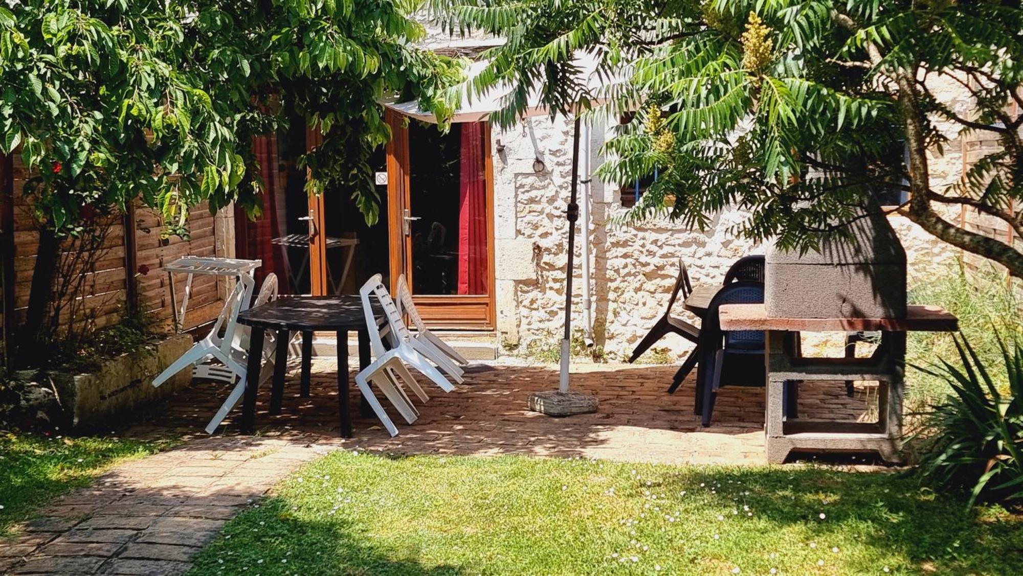 Villa Domaine De Rochebonne Saint-Just-Luzac Exterior foto